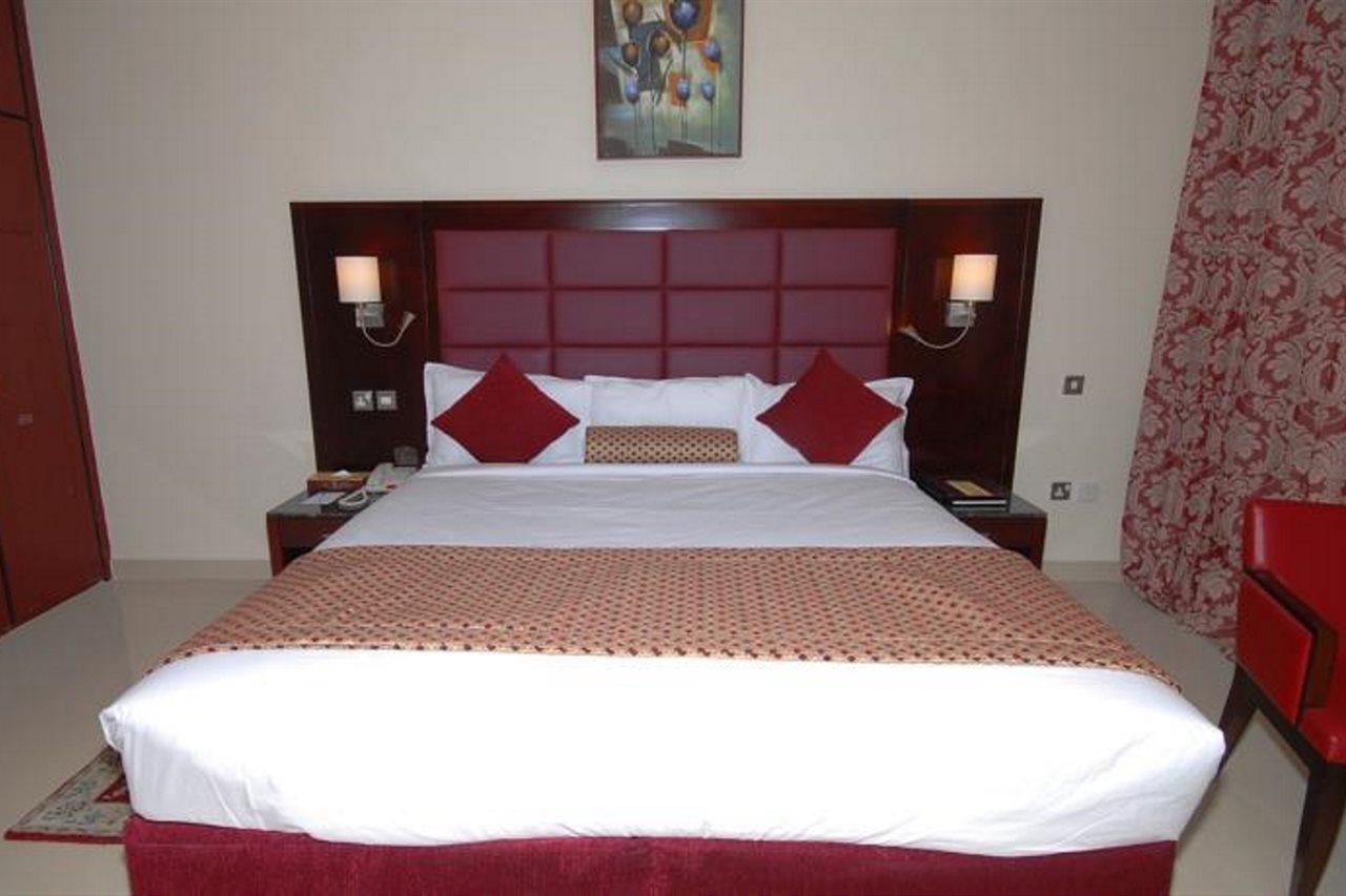 Ramee Rose Hotel Apartments Abu Dhabi Eksteriør billede